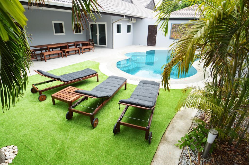 Ruamchok Ocean View Apartment Pattaya Exterior photo
