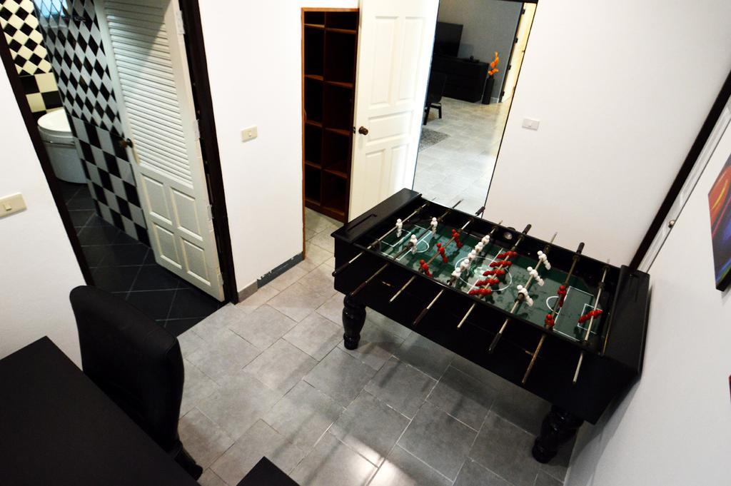 Ruamchok Ocean View Apartment Pattaya Exterior photo