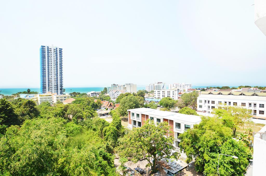 Ruamchok Ocean View Apartment Pattaya Exterior photo