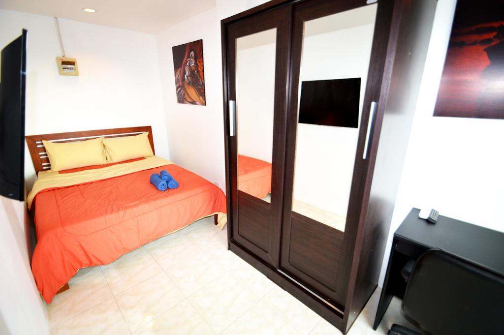Ruamchok Ocean View Apartment Pattaya Exterior photo
