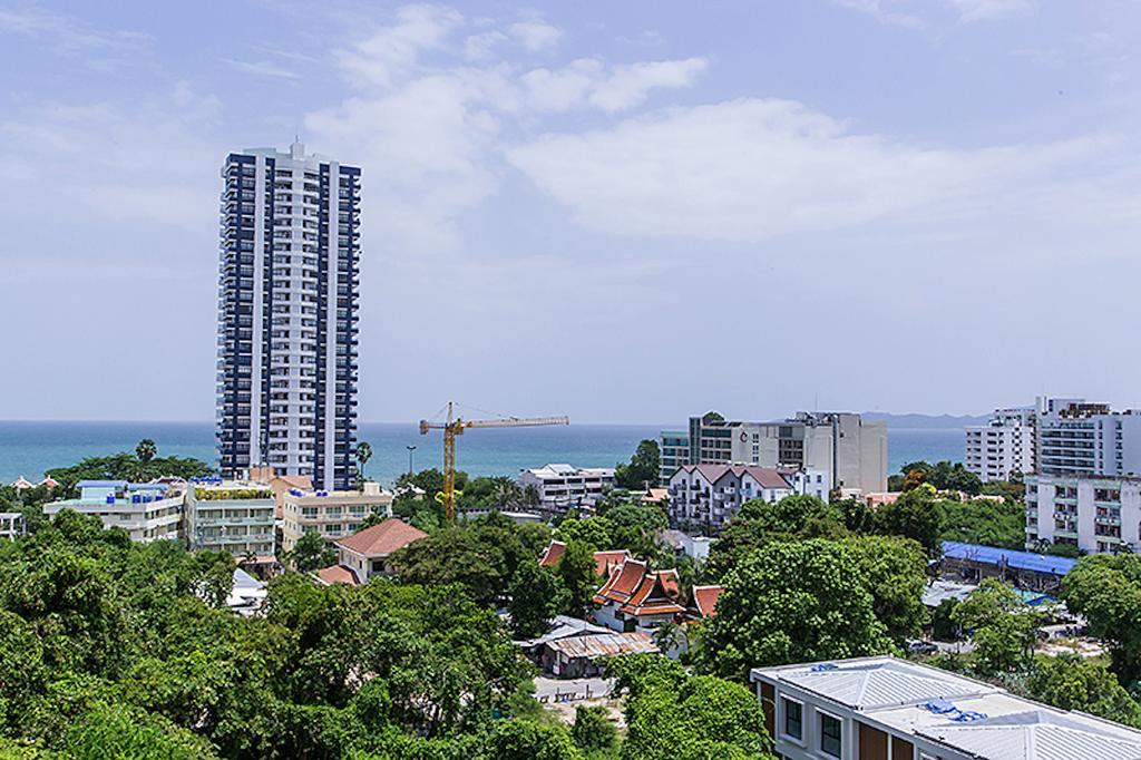 Ruamchok Ocean View Apartment Pattaya Exterior photo