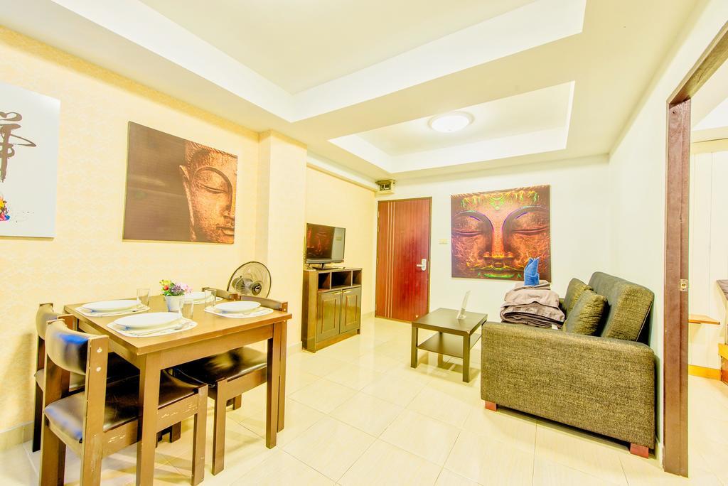Ruamchok Ocean View Apartment Pattaya Room photo