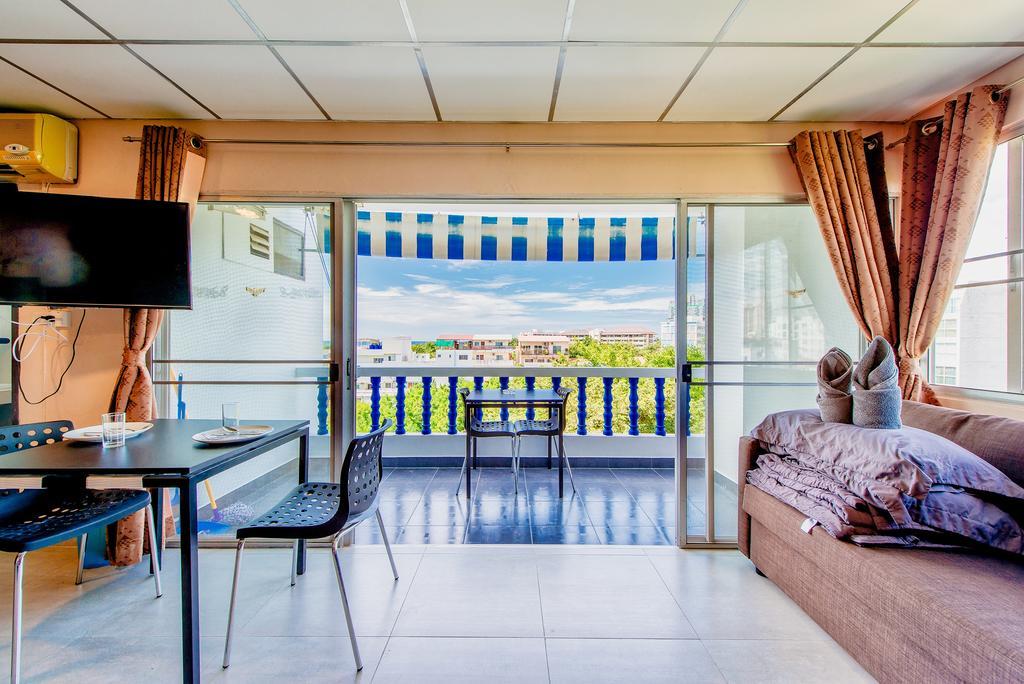 Ruamchok Ocean View Apartment Pattaya Exterior photo