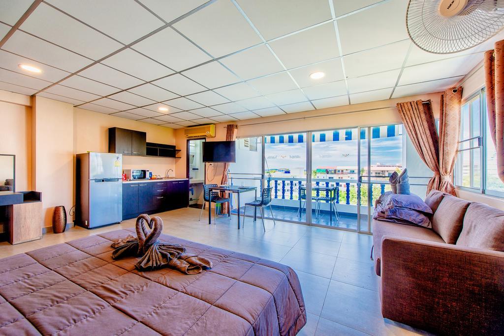 Ruamchok Ocean View Apartment Pattaya Exterior photo